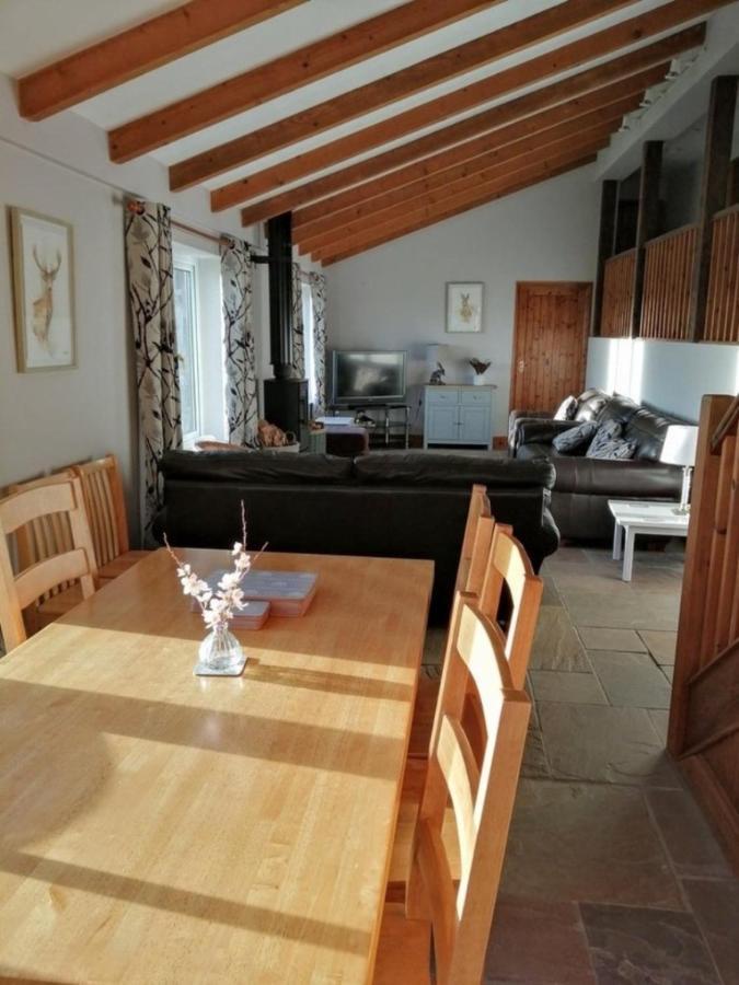 Apartamento The Barn. Carmarthen Exterior foto